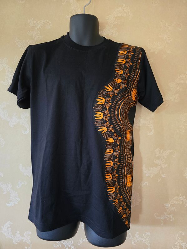 African Print T-Shirt  - Black - Size XL - Kazihire