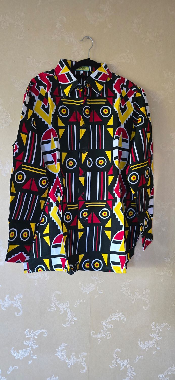 Karibu -  African Print Men Longsleeve Shirt - XL