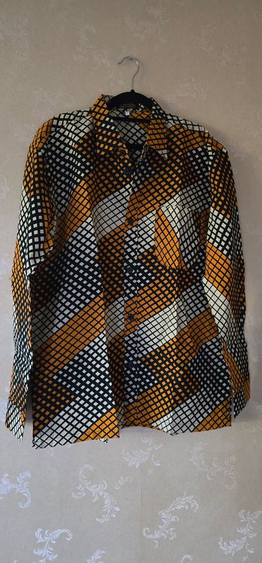 Asili -  African Print Men Longsleeve Shirt Large