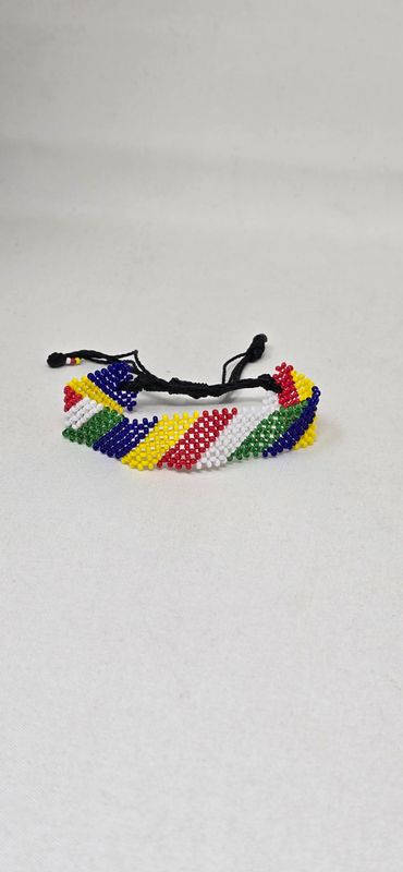Seychelles Adjustable Beaded Bracelet – Handmade in Tanzania with Original Maasai Beads