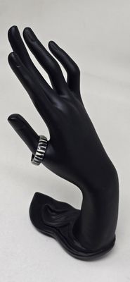 Cow Horn Ring - Mistari - 2.5cm Diameter