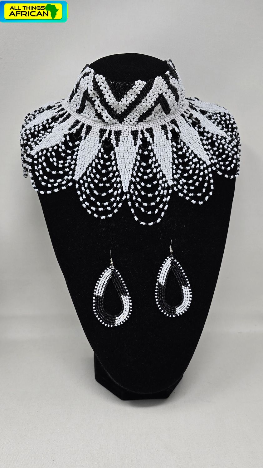 ​Handmade African Beaded Necklace and Earring Set - Pendo