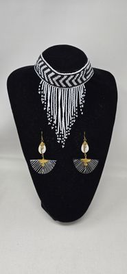 Handmade Beaded Choker Necklace set  - Black and White