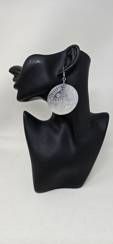 Handmade earrings out of recycled tin! -  Rapelo