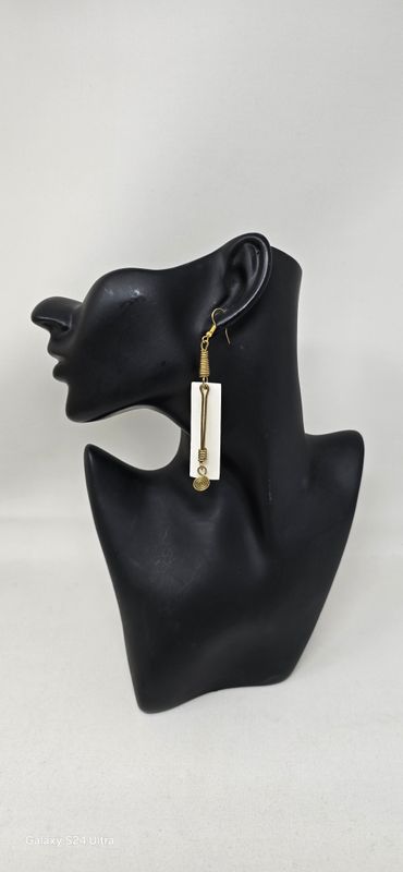 Hand made cow bone Earrings - Faharia