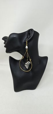 Handmade Elegant Painted Cow bone Earrings - Nkurunziza
