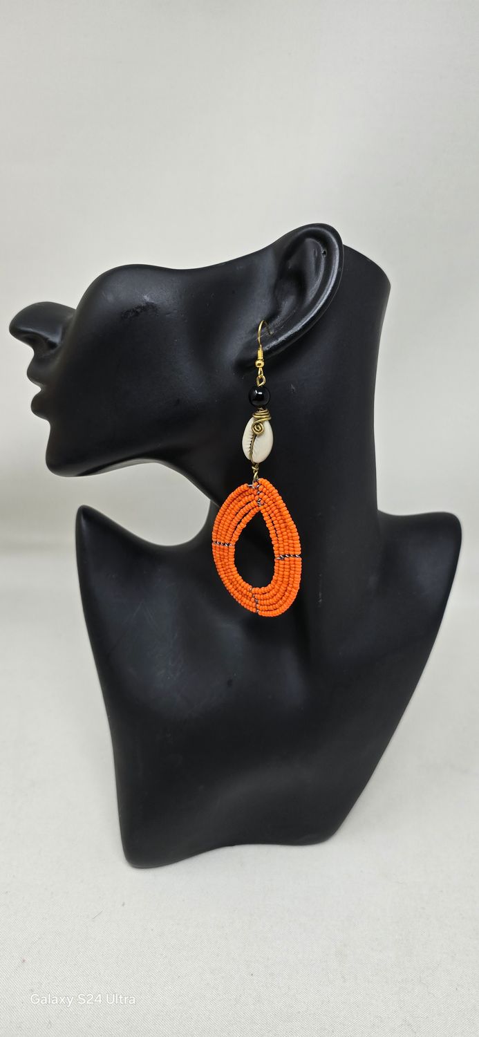 Cawrie Sea Shells Hand Beaded Earrings - Hanachungwa