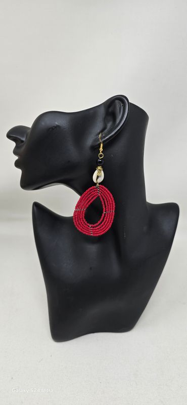 Cawrie Sea Shells Hand Beaded Earrings - Chapeso