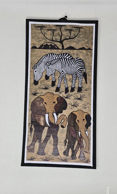 Natural Banana Leaf Artwork – Authentic African Décor (20×41cm) -  Chalinze