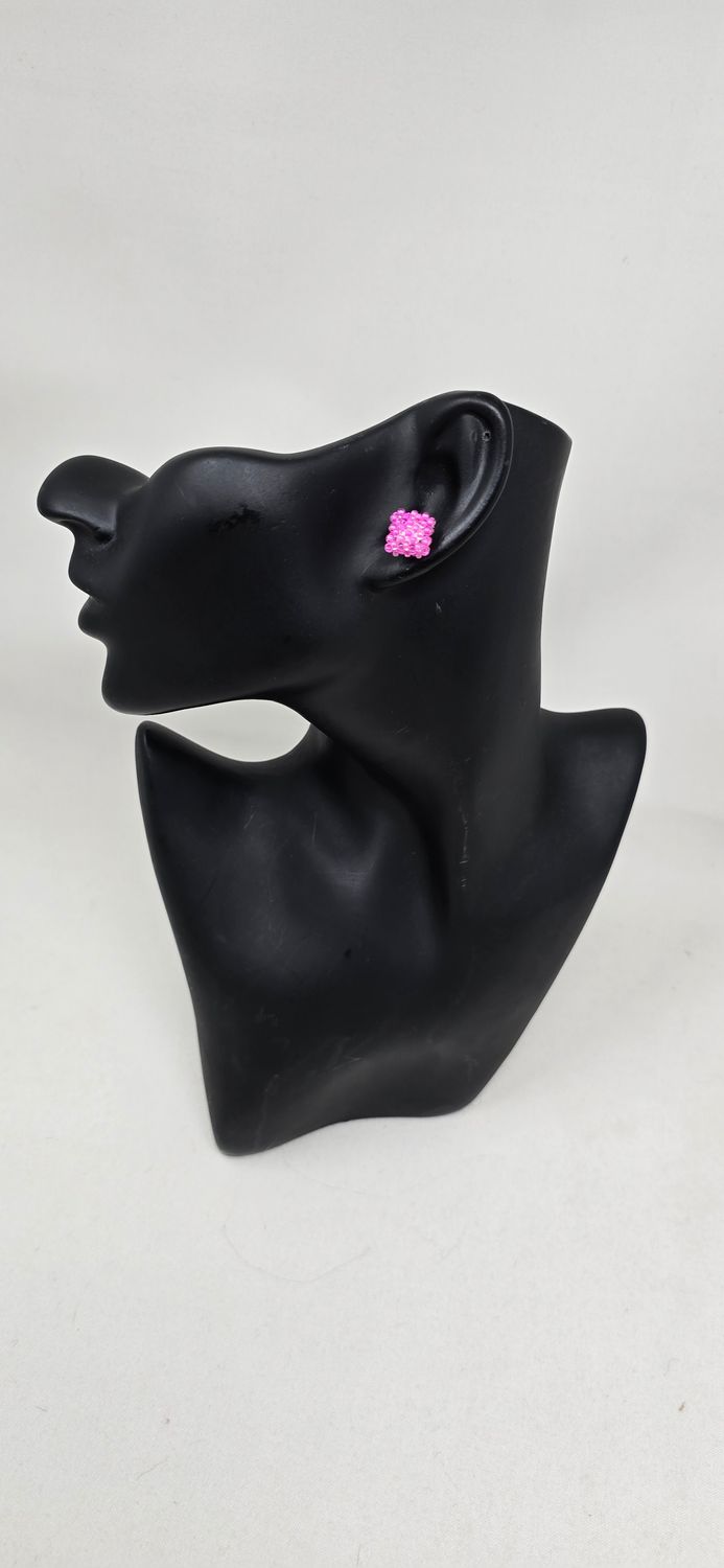 Handbeaded Stud Earrings  - Pink - Tashani