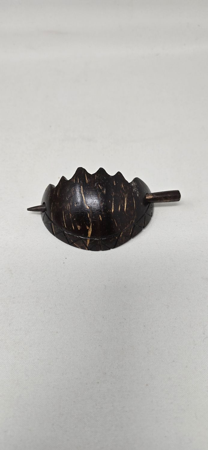 Handmade Coconut Shell Hair Clip – Natural African Artisan Hair Accessory
