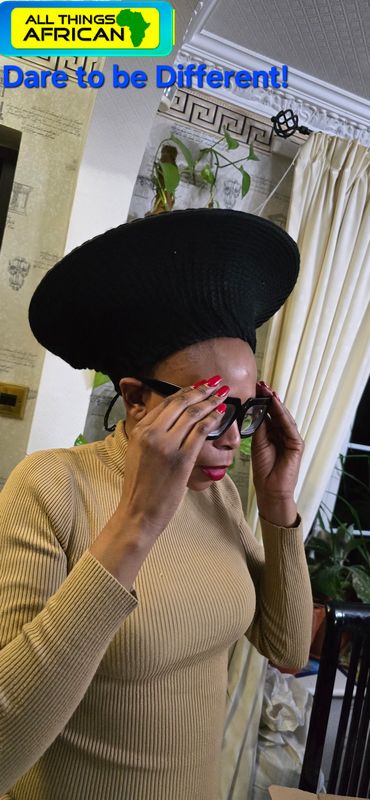 Traditional Isicholo Zulu Hat - Black