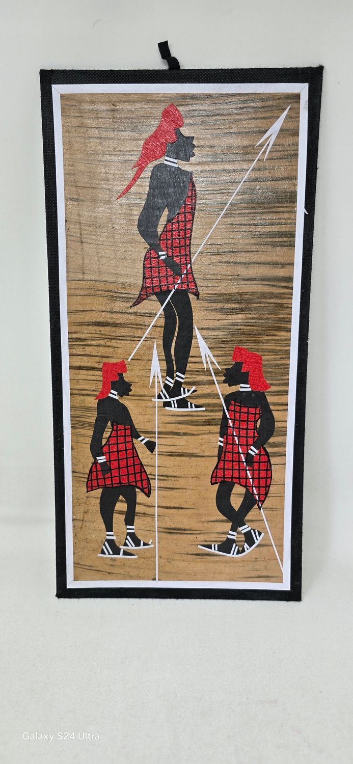 African Banana Artwork - "Wamasai watatu"  20cm x 41cm