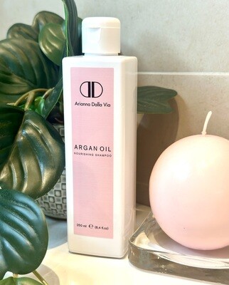 NOURISHING SHAMPOO 250ml