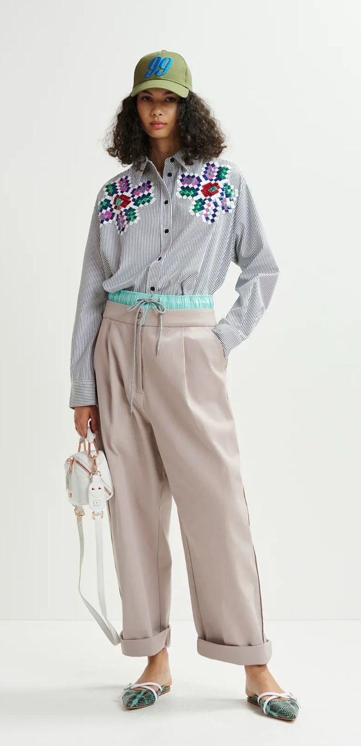 Chemise Essentiel noire et blanche à rayures et paillettes