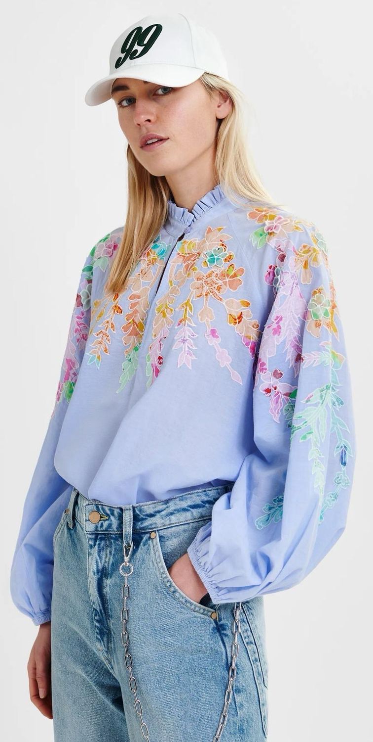 Chemisier Essentiel en coton bleu clair, rose et orange à broderies et col mandarin