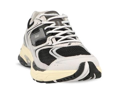 Basket Etonic grise et noire
