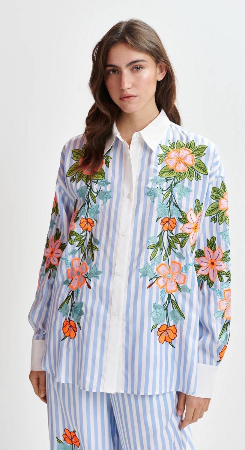 Chemise Essentiel oversize à rayures bleues et blanches avec broderie