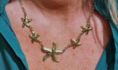 Collier étoiles de mer multi