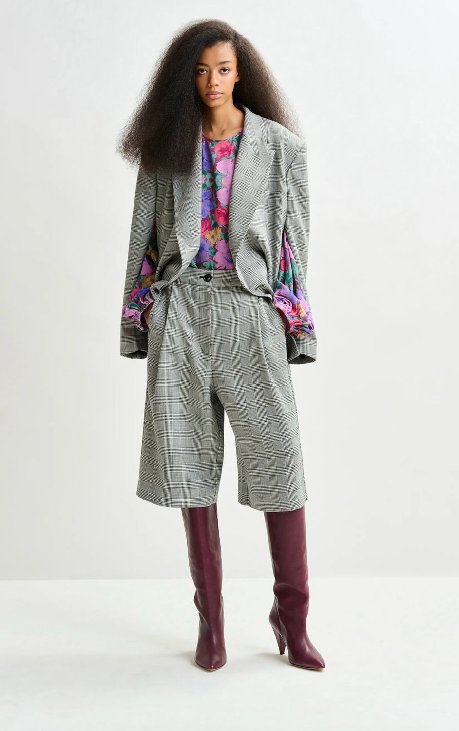 Bermuda large gris et noir à carreaux Intro ESSENTIEL ANTWERP