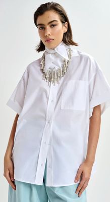 Chemise Essentiel à rayures blanche avec détail de broderie et foulard
