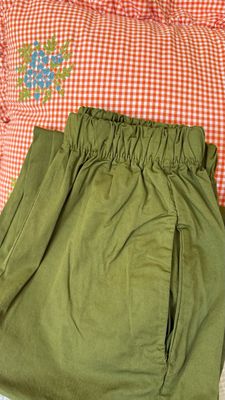 Pantalon magique kaki fonçé Pantalon magique kaki fonçé