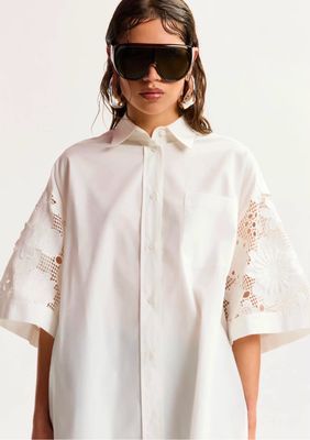 Chemise Essentiel oversize à manches courtes et dentelle blanche