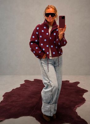 Pull pois bordeaux Pull pois bordeaux