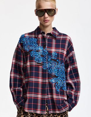 Chemise Essentiel oversize à carreaux et paillettes bleu clair, rouge et bleu marine Chemise Essentiel oversize à carreaux et paillettes bleu clair, rouge et bleu marine