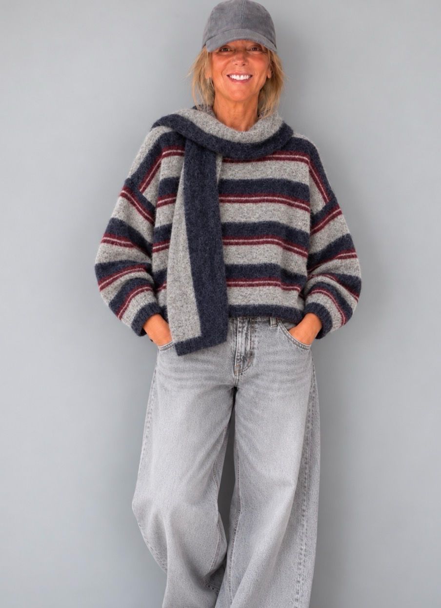 Pull ligné plus écharpe… gris Maya
