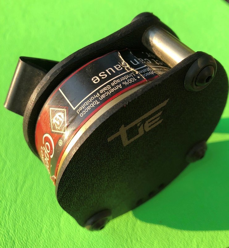 Crush Resistant Snuff Can Holder