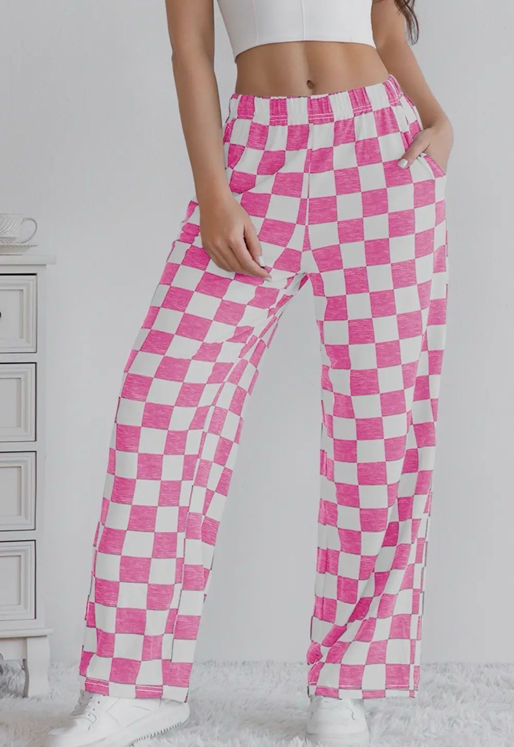 LARGE PINK CHECKERED PANTS