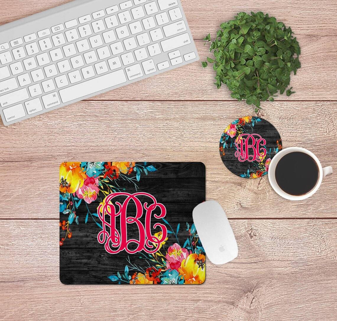 Bright Floral Dark Wood Desk Set