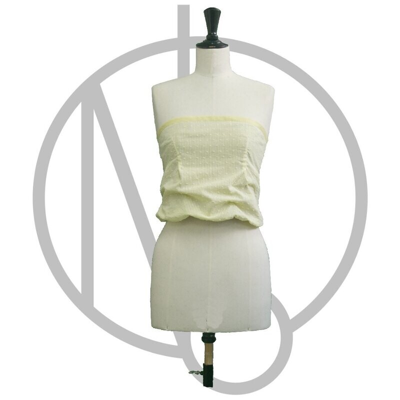 Das gelbe getupfte Top