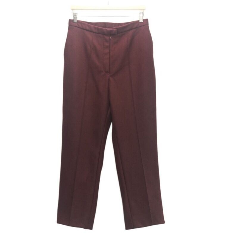 Aubergine-farbene Hose