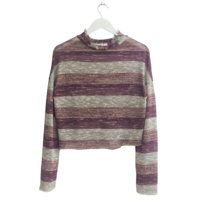 Weicher, gestreifter Pullover