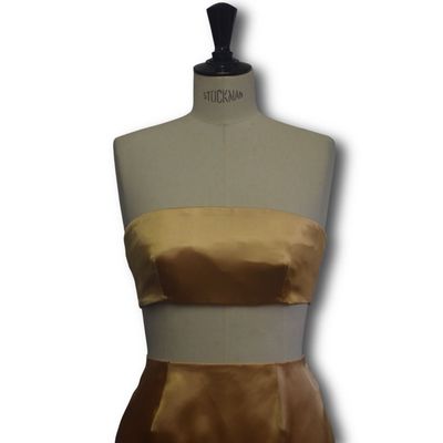 Goldenes Satin Bandeau Top