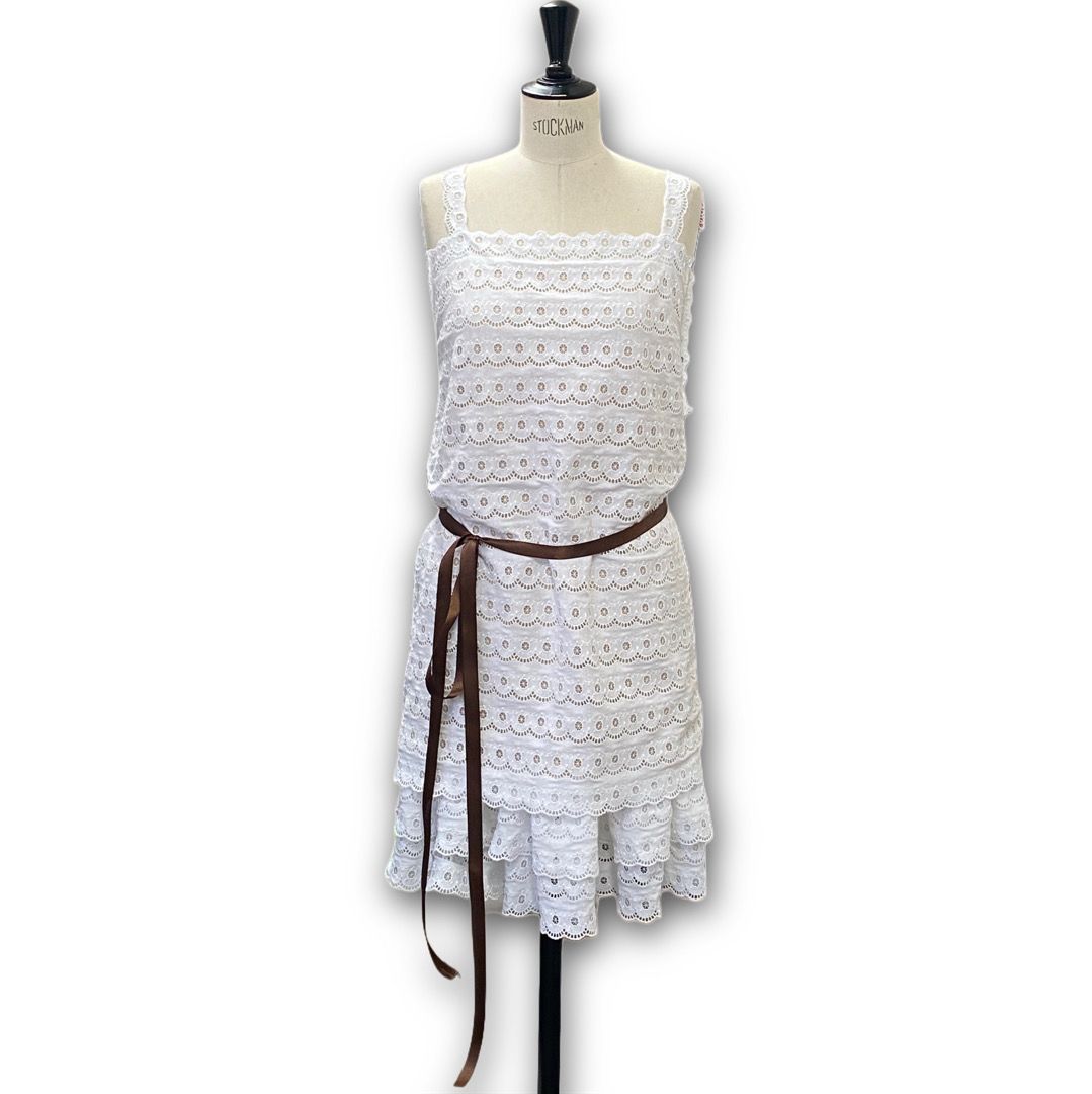 Weißes Baumwoll-Spitzenkleid