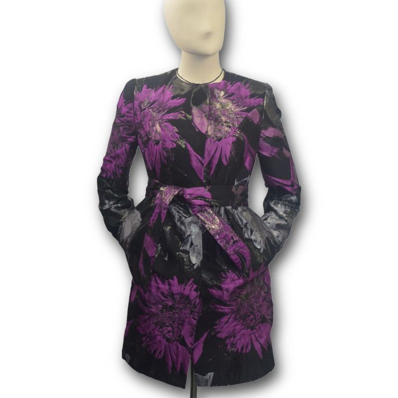 Schwarz-violetter Dahlien Mantel