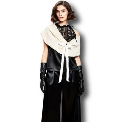 Weisse Faux Pelz Stola