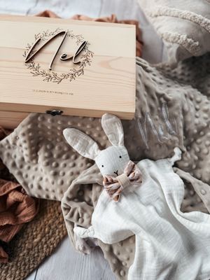 Paket 11 - Personalizirana škatla spominov, ninica in odejica