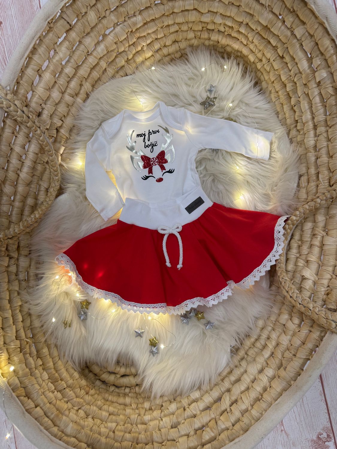 Kompletek božični - rdeče bela s čipko (krilce in bodi)