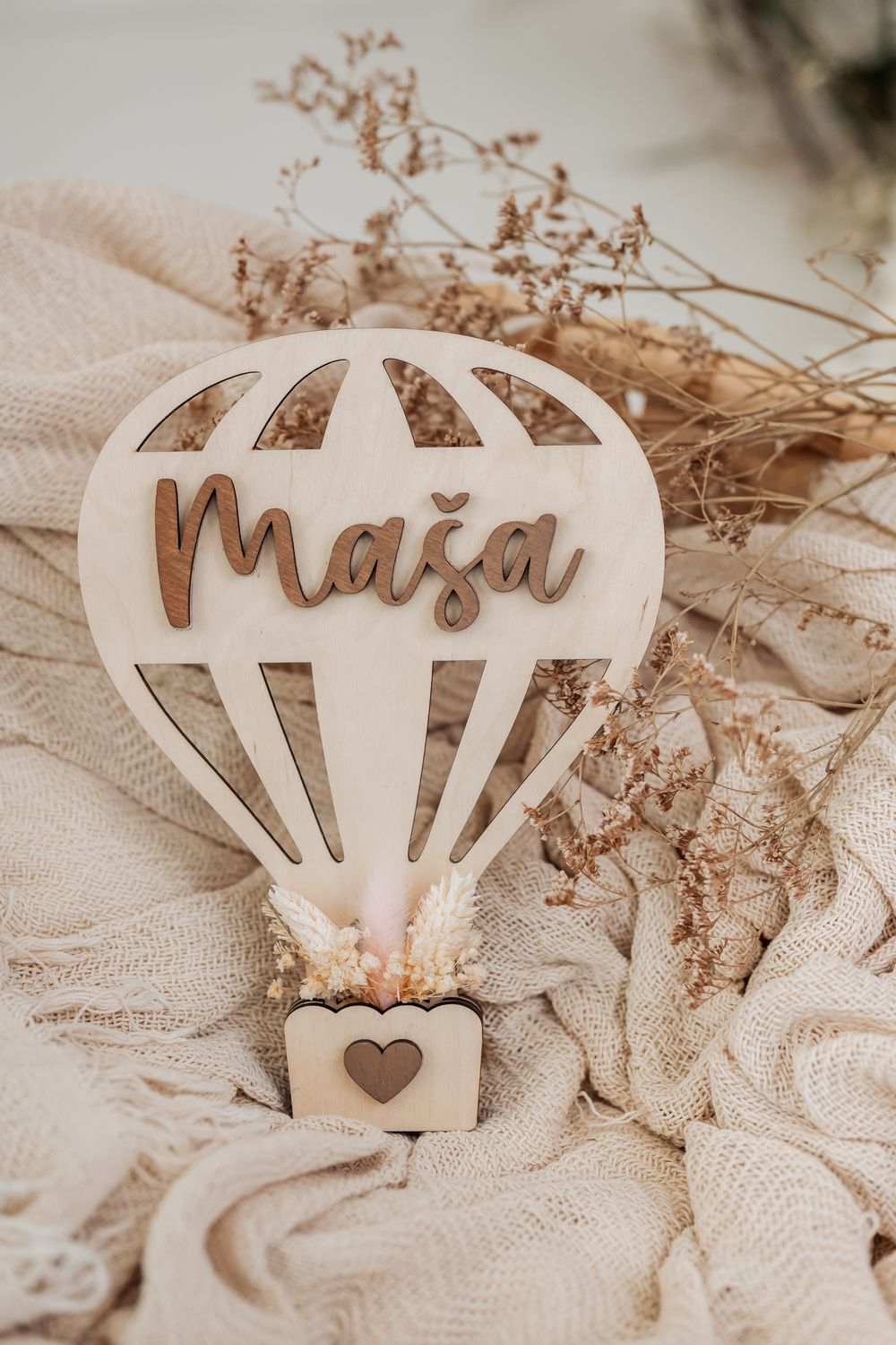 Lesena oznanitvena kartica – Balonček
