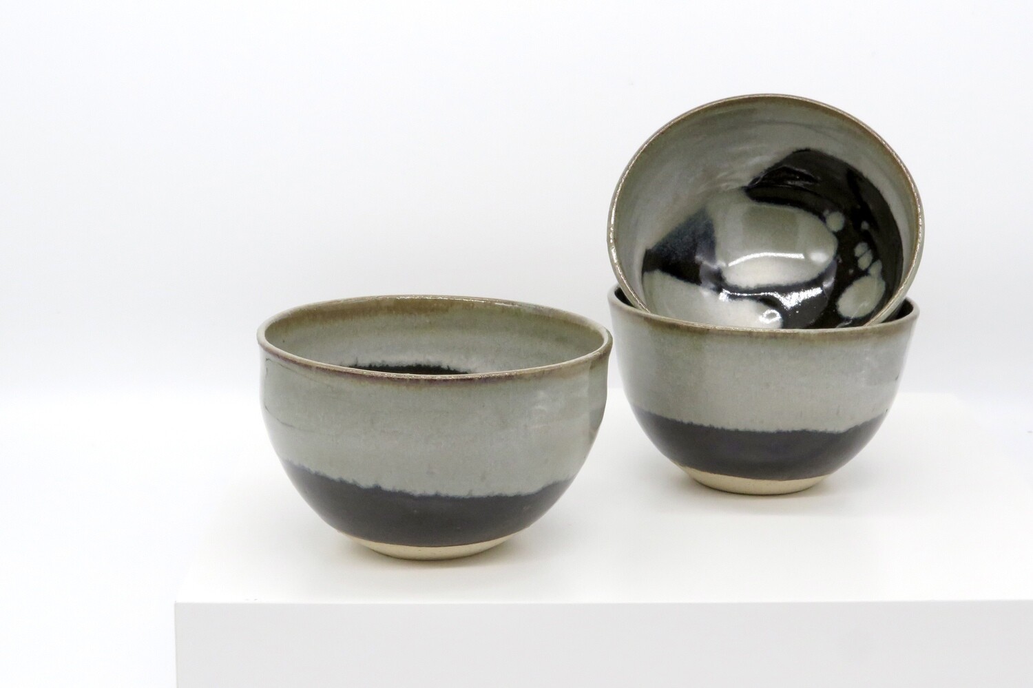 Rice Bowl - Black and mottled grey.