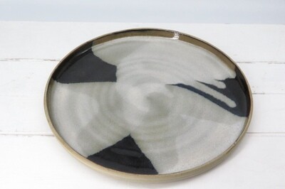Dinner Plate - Black and mottled grey. Dinner Plate - Black and mottled grey.