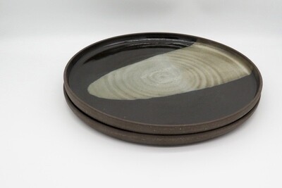 Dinner Plate - Black and mottled golden grey.