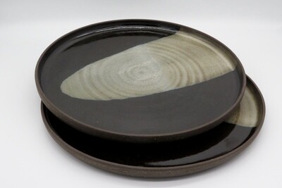 Dinner Plate - Black and mottled golden grey.