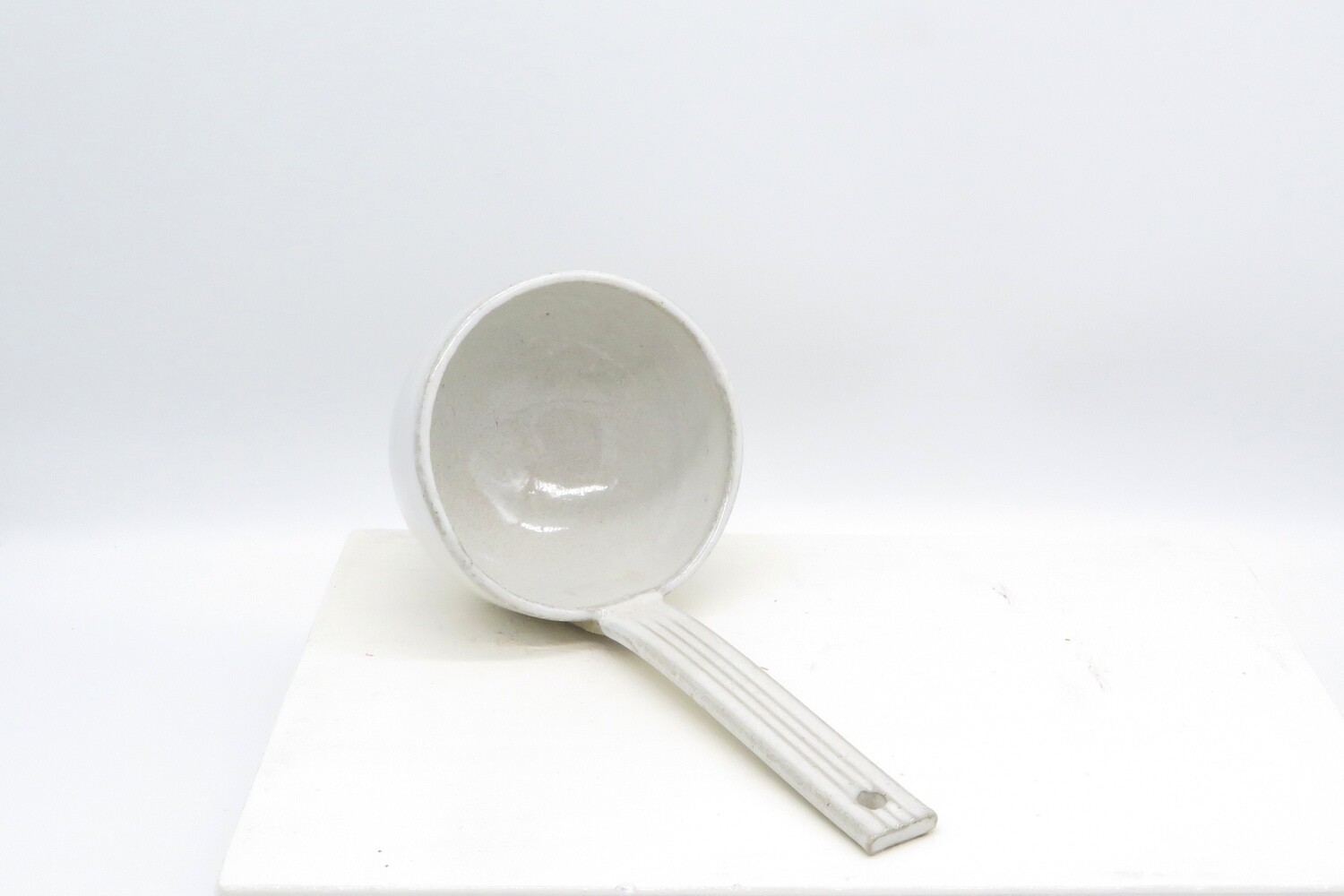 Ladle - Ivory white.