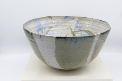Fruit Bowl - Ivory white, green and blue. Fruit Bowl - Ivory white, green and blue.
