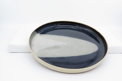 Dinner Plate - Black and mottled grey.